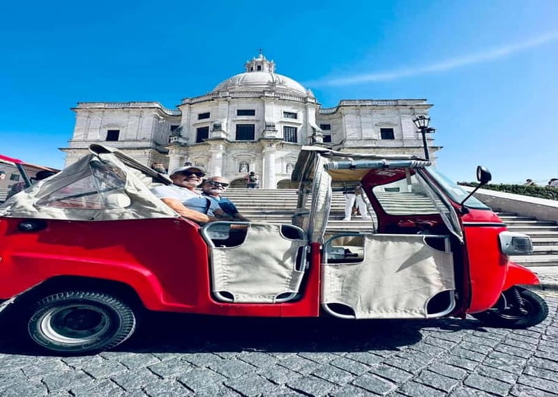 Lisbon: City Highlights Tuk-Tuk Tour with Pickup - Quick hits before you go