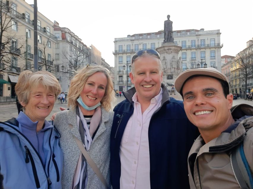Lisbon: City Sightseeing Private Tour with Guide - Why this Lisbon walking loop works in 3 hours
