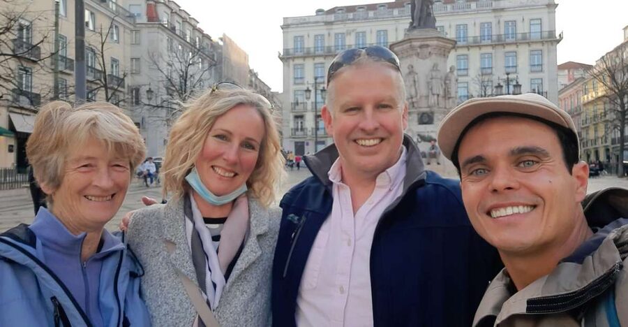 Lisbon: City Sightseeing Private Tour with Guide - Casa dos Bicos, Alfama, and Sé Cathedral: the old city in plain view
