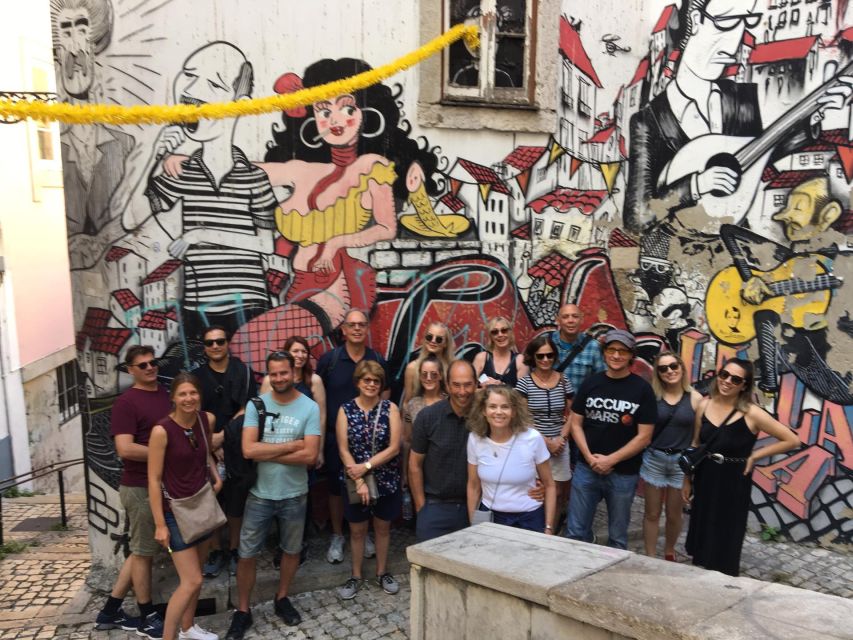 Lisbon: City Sightseeing Private Tour with Guide - Baixa Lisbon and Rossio: squares, churches, and the Jewish Memorial