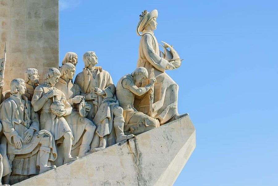 Lisbon: City Sightseeing Tour - Back toward Lisbon’s viewpoints: Park Eduardo VII and Senhora do Monte