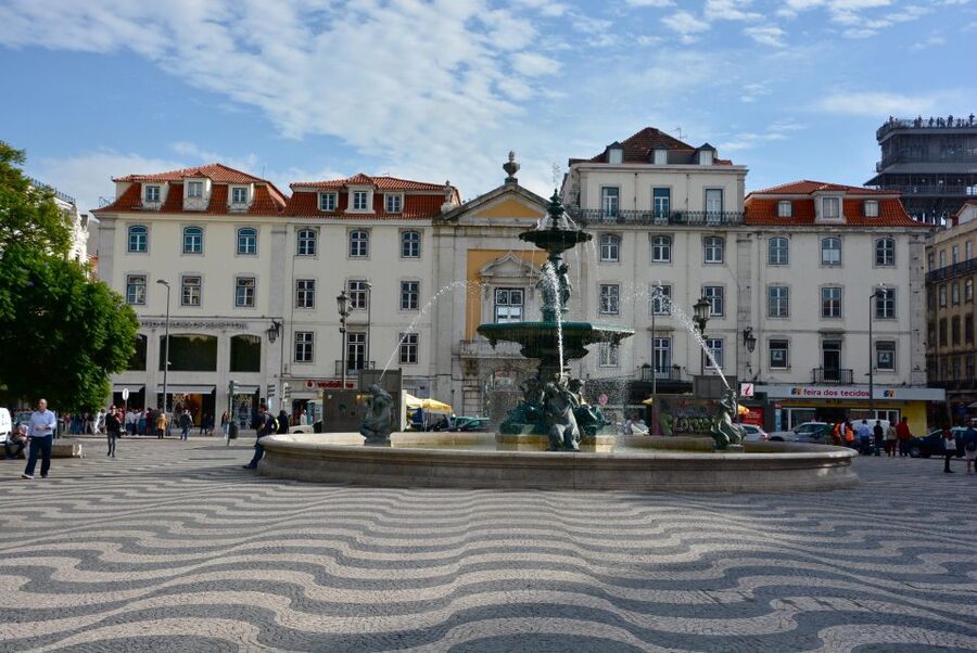 Lisbon City Tour 4 Hours - Miradouro São Pedro de Alcântara, Where the City Shows Its Cards