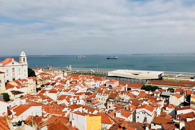 Lisbon: City Tour by Tuk Tuk - Estrela Basilica: Baroque Architecture That Looks Better Up Close