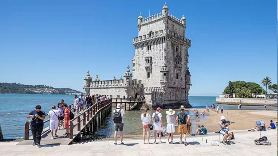 Lisbon City Tour: Full-Day - Eduardo VII Park After the Hill Views: A Smooth Transition Back Down