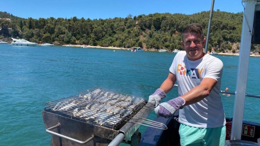 Lisbon: Cruise to the Beach with BBQ, Open Bar and Music - A Practical Walkthrough of the Cruise Flow (So You Know What to Time)