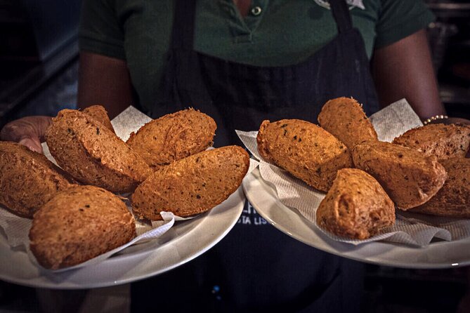 Lisbon: Cultural Food and Wine Walking Tour - Drinks and pairings you should pay attention to