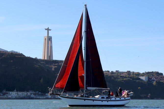 Lisbon: Daylight or Sunset on a Vintage Sailboat - Praça do Comércio From the River: Lisbon’s Grand Stage