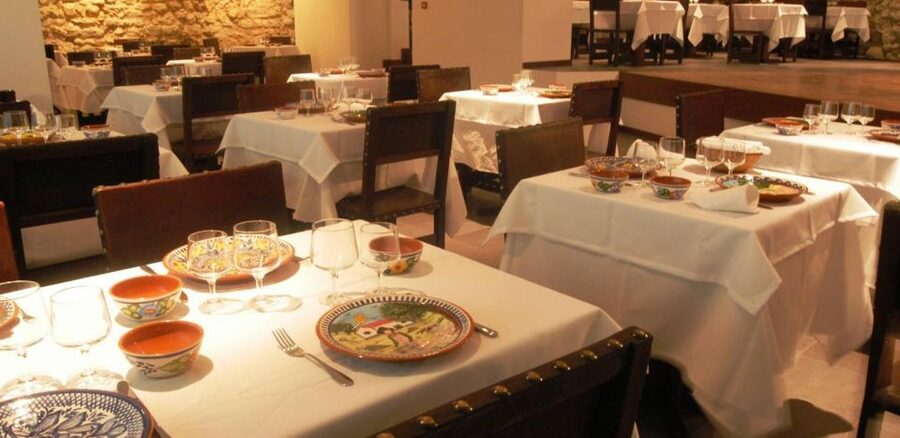 Lisbon Dinner with Fado Show and Sights by Night - Ending with nightlife options, not a forced goodbye