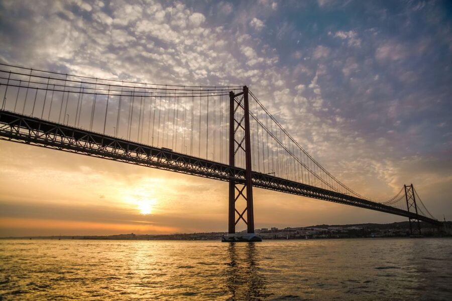 Lisbon: Disco Night Cruise with DJ and Open Bar - Safety and comfort: life jackets, smoking rules, and what is not allowed
