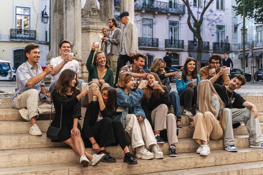 Lisbon: Drunken History Walking Tour with Included Drinks - Key things to know before you go