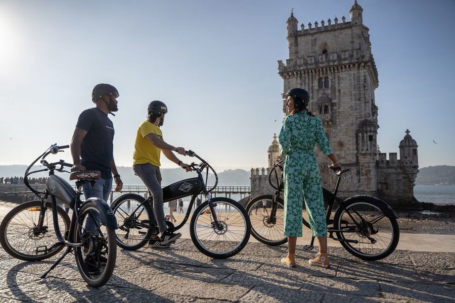 Lisbon: Electric Bike Tour by the River to Belém - 25th of April Bridge and Alcântara docks, the river becomes the main character