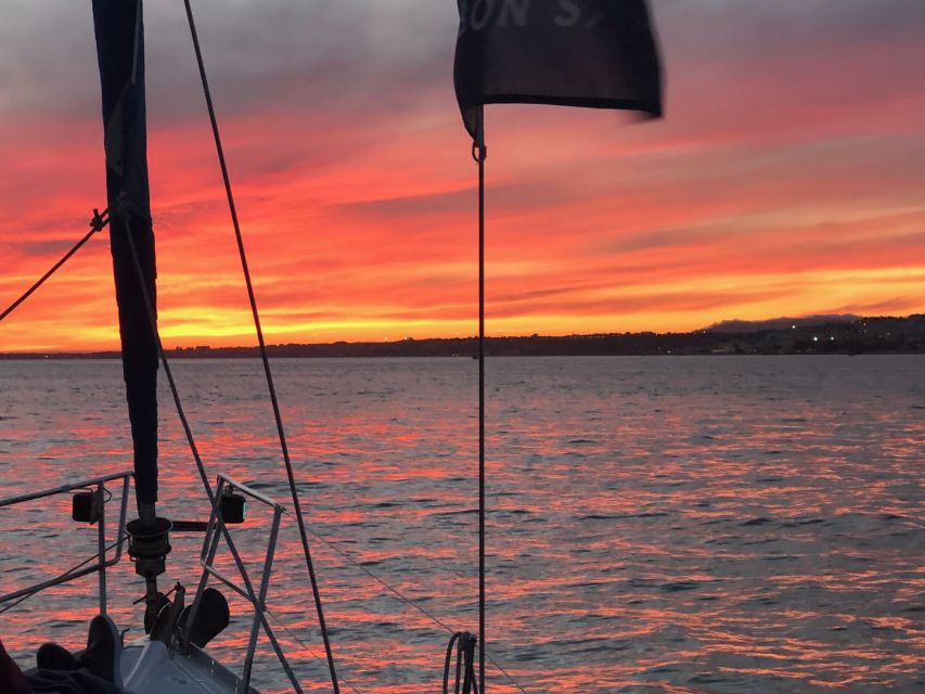 Lisbon: Enjoy a Sunset or Night Tagus River Sailboat Cruise - Why this Tagus River sail makes Lisbon feel bigger
