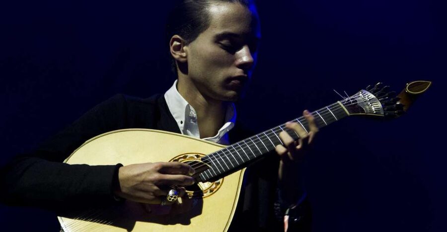 Lisbon: Evening City Tour with Dinner and Live Fado Show - UNESCO World Heritage at night: Jerónimos Monastery and Belém Tower