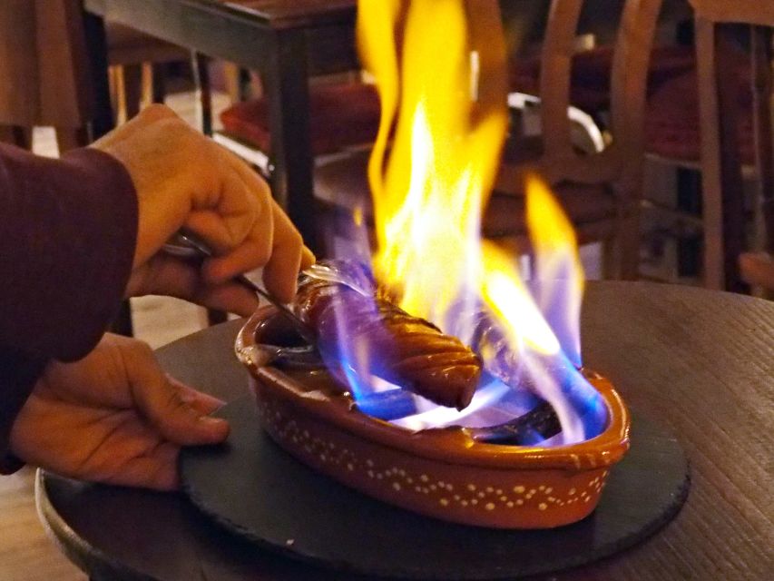 Lisbon: Evening Local Food Crawl with Drink Pairings - Who should book this Lisbon petiscos and wine tour