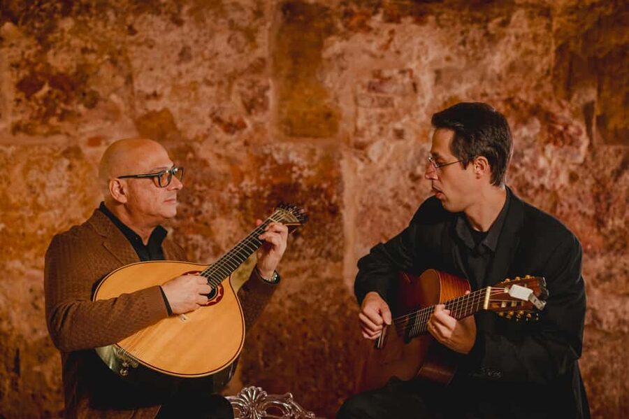 Lisbon: Fado Show with Wine in a Historic Venue - Key highlights to know before you go