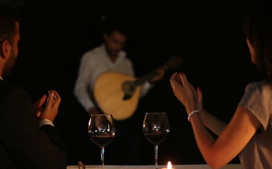 Lisbon: Fado Vadio Tour with Portuguese Tapas - Why Fado Vadio with tapas feels different from a basic show