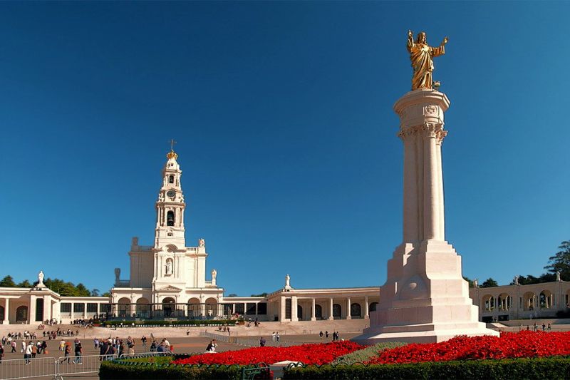 Lisbon Fatima Sanctuary Private Half Day Tour - Guides, Languages, and What Makes It Feel Private