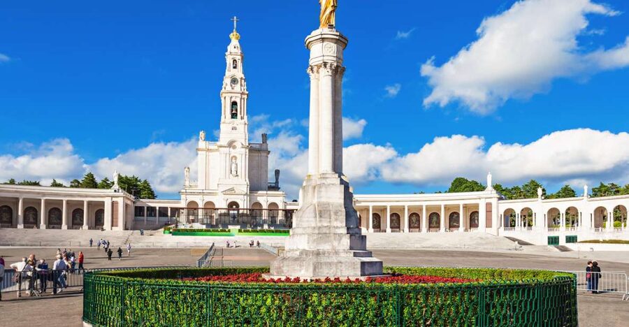 Lisbon: Fátima & The Shepherd Children Home Self-Guided Tour - Getting from Lisbon: Cityrama Gray Line Timing and How to Use It