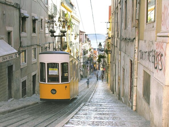 Lisbon: Food and Culture 3-Hour Walking Tour - Key highlights in plain terms