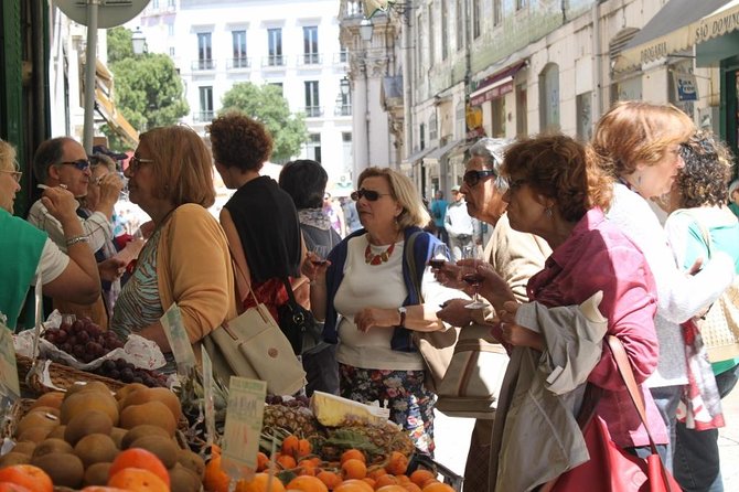 Lisbon: Food and Culture 3-Hour Walking Tour - Rua das Flores Tavern, a seasonal menu and the taste of classic Lisbon plates