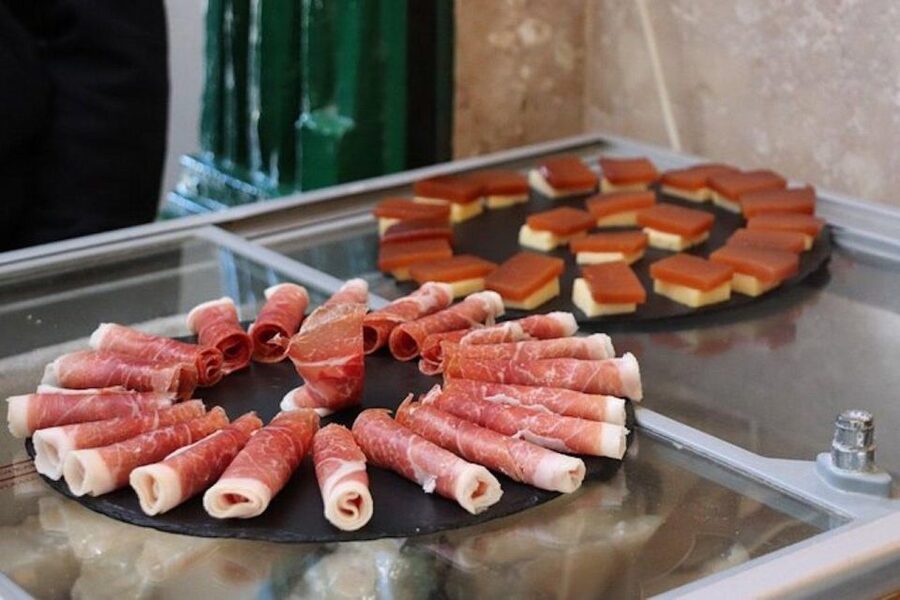 Lisbon Food and Wine Walking Tour - Meet Your Guide, Then Let the Route Follow Your Curiosity
