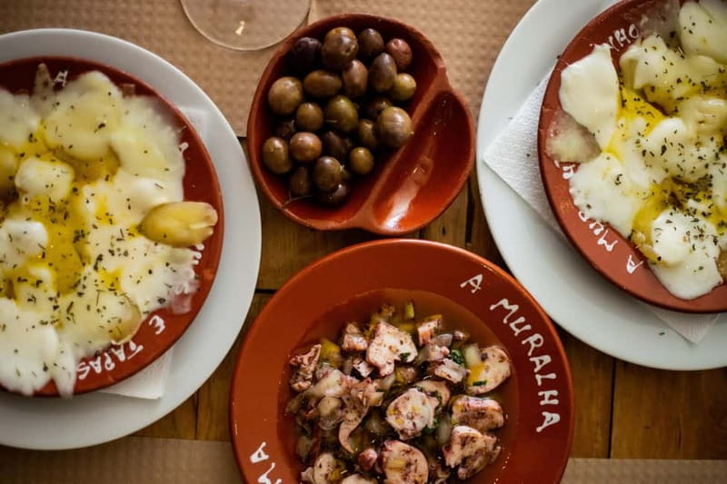 Lisbon: Food Tasting Tour by Tuk Tuk with 2 Stops - The 3-Hour Structure: Views First, Then Flavor