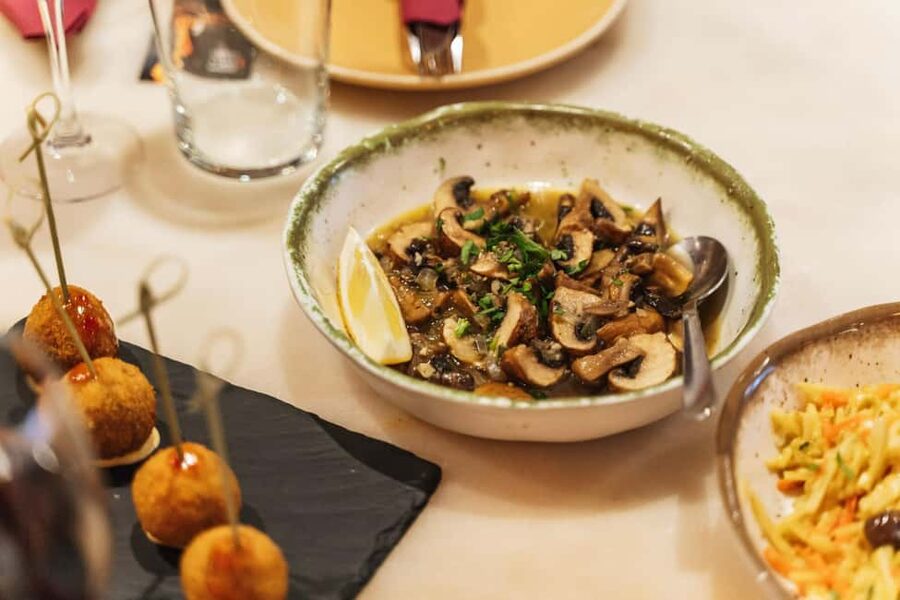 Lisbon Food Tour with Drinks and Food Included - Priority seating and VIP access, why that matters more than you think