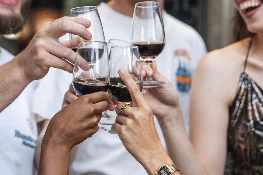 Lisbon: Food Tour with Local Tastings and Drinks - The drinks: ginjinha, green wine, and options if you want zero alcohol