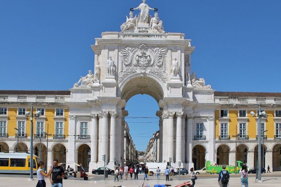 Lisbon: Full-Day Private Walking Sightseeing Tour - Price and value: $117 for up to 2 people