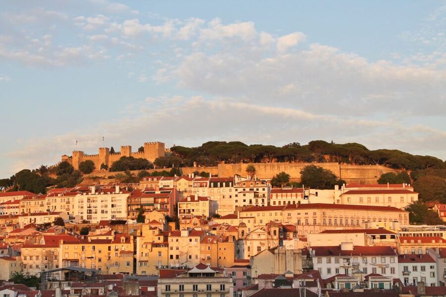 Lisbon: Full-Day Private Walking Sightseeing Tour - Pastéis time: snacking with context, not just calories