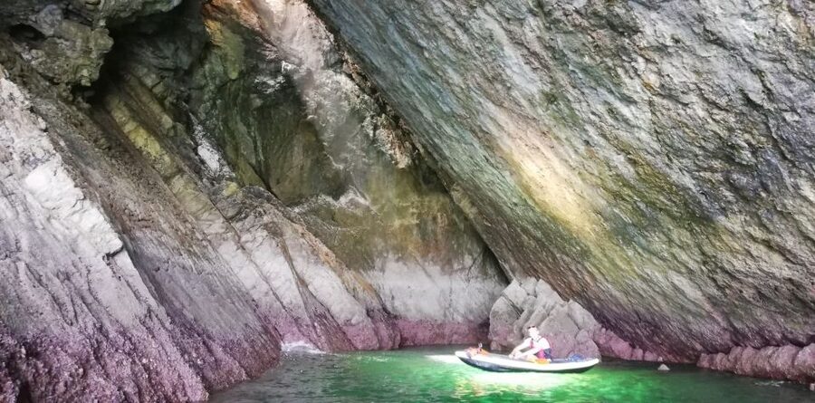 Lisbon: Full-Day Sesimbra Kayak Tour with Picnic - Who Should Book This Sesimbra Kayak Tour?
