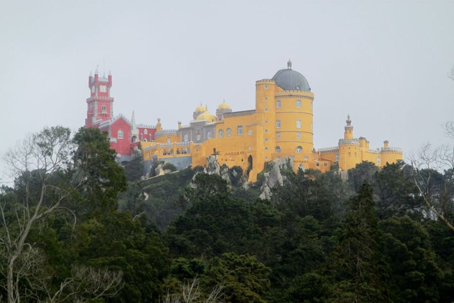 Lisbon: Full-Day Sintra and Cascais Tour - Pickup from Lisbon and the 9-seater van ride