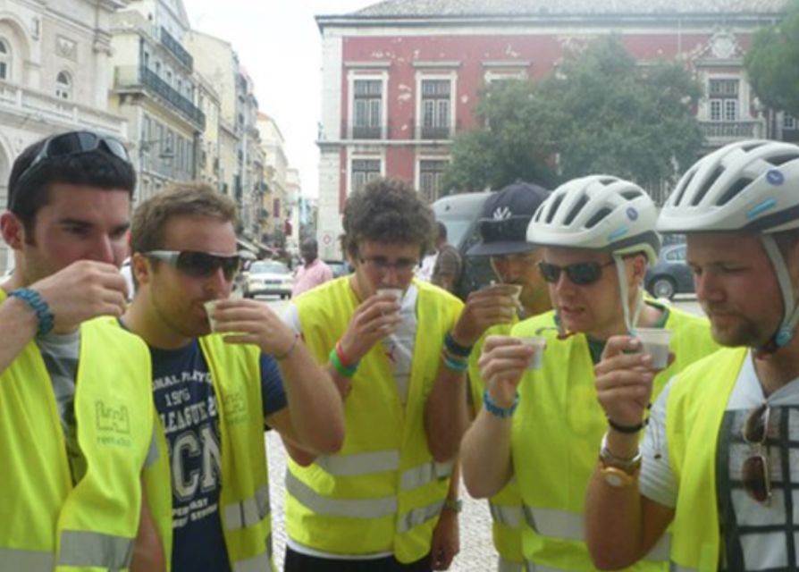 Lisbon: Go Taste Electric Bike Tour - First Bite Logic: Pastel de Nata at Manteigaria