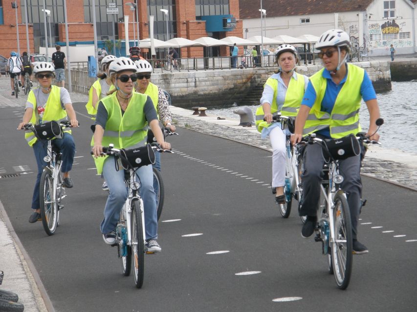 Lisbon: Go Tejo 3-Hour Electric Bike Tour - Where you start, what you get, and how the ride begins