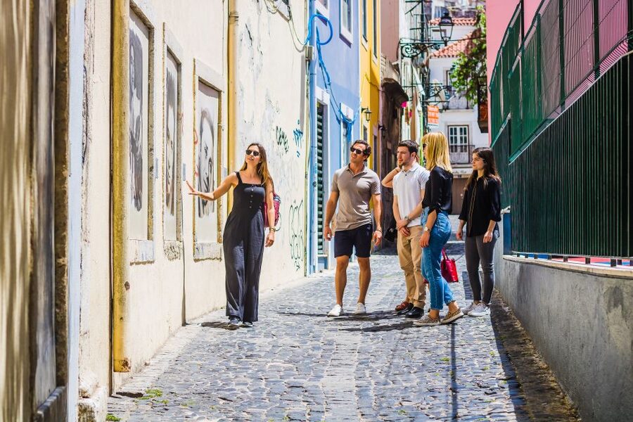Lisbon: Guided Food and Wine Tasting Tour - Baixa de Lisboa walk: stories you can feel while you eat