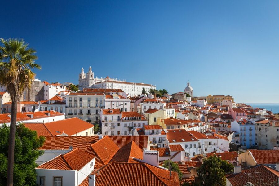 Lisbon: Guided Tuk-Tuk Tour Alfama and history - Miradouros that pay off: Santa Luzia and Portas do Sol