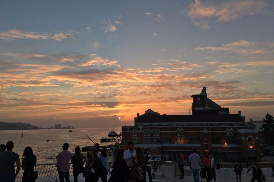 Lisbon Guided Tuk Tuk Tour: The City by the River - Should you book this Lisbon Guided Tuk Tuk Tour?