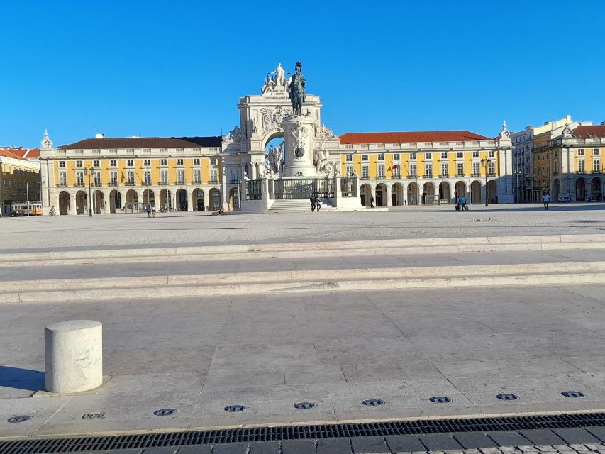 Lisbon: half day guided sightseeing tour by tuk tuk - Jerónimos, the Tower of Belém, and the Monument of the Discoveries