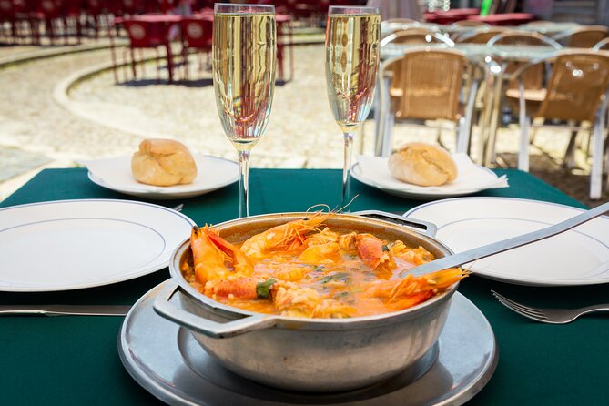 Lisbon Hidden Gems Walk: Traditions, Lunch and Ferry ride - Quick highlights you’ll feel right away