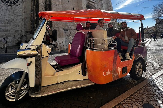 Lisbon Highlights: Private Tuk Tuk Tour Adventure Sightseeing - Lisbon Cathedral area, Sé exterior photos and why it matters