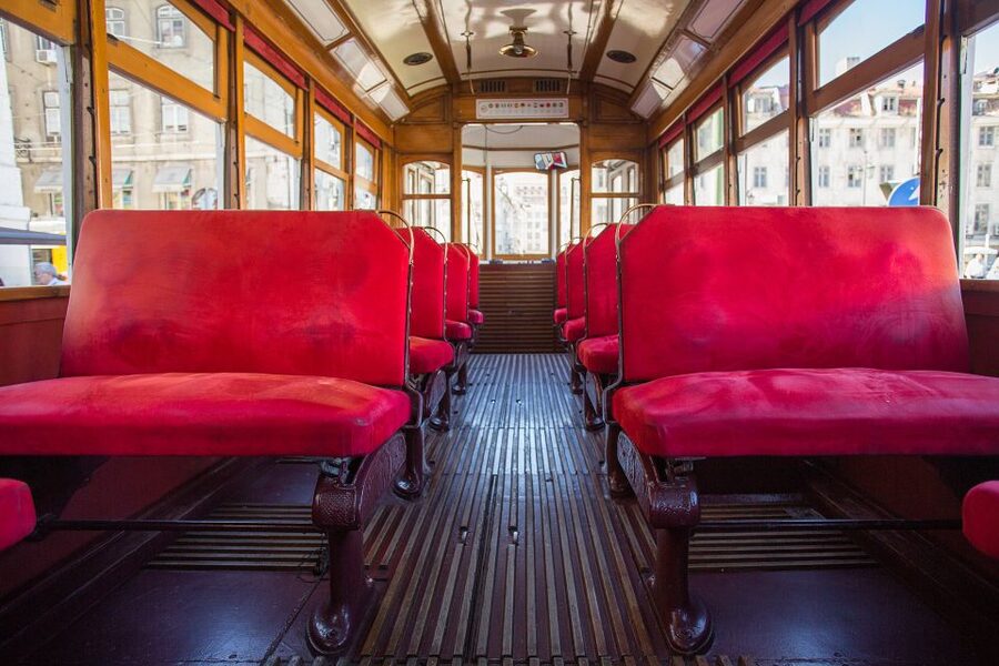 Lisbon: Hills Red Tram Tour by Tram 28 Route 24-Hour Ticket - Portas do Sol and Miradouro de Santa Luzia: the view payoff
