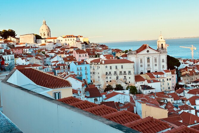 Lisbon: Historic City Tour by Tuk-Tuk - The route, stop by stop, and how to get the most from each view