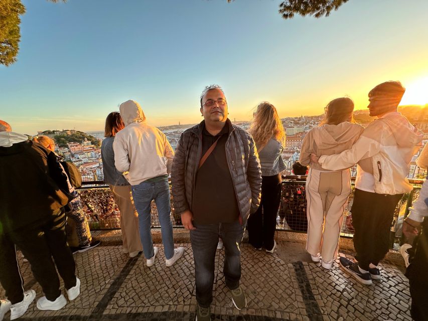 Lisbon: Historic City Tour by Tuk-Tuk - Should you book this Lisbon Historic City Tour by Tuk-Tuk?