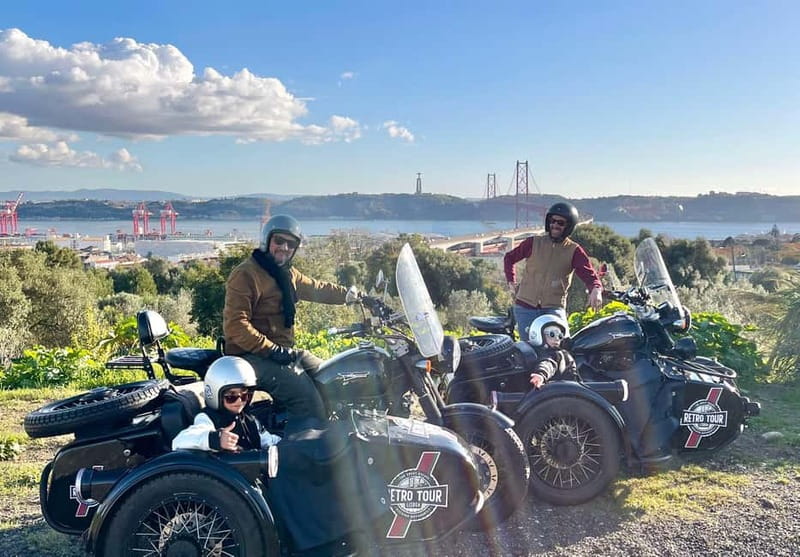 Lisbon : Historic Motorcycle Side-car Tour 1H - Why Lisbon looks so good from a motorcycle sidecar