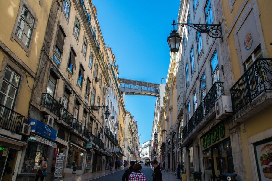 Lisbon: Historical Tour on a Tukxi - Should you book the Lisbon Historical Tour on a Tukxi?