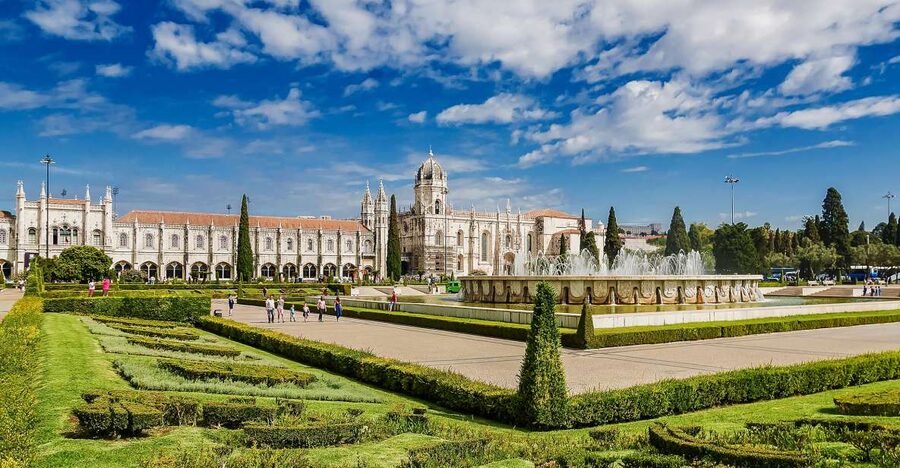Lisbon: Jerónimos Monastery Entrance Ticket - The Manueline architecture: what to look for so it clicks