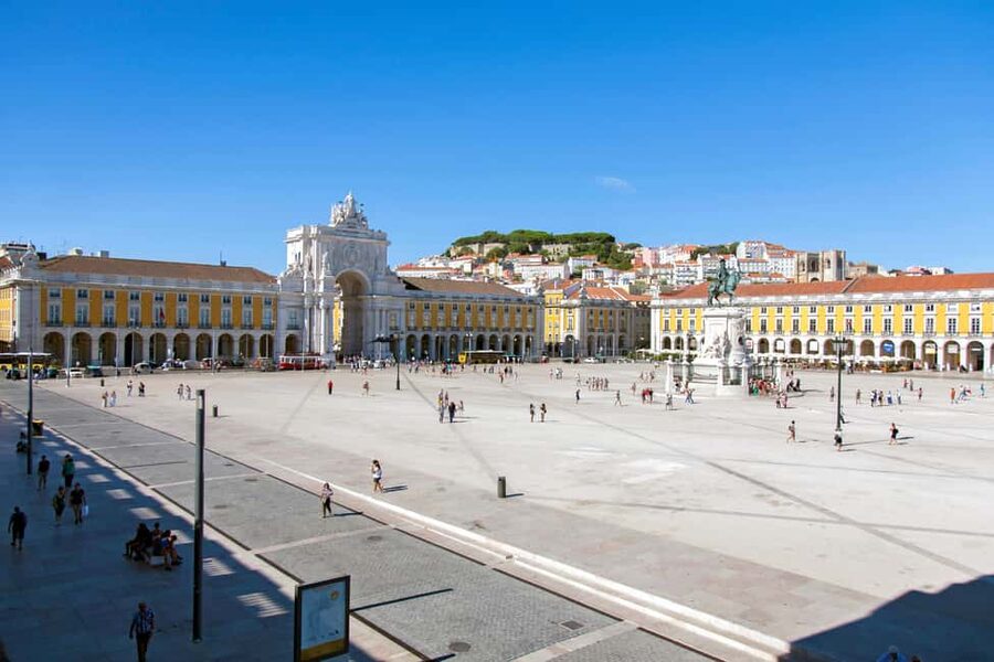 Lisbon: Jewish History Private Tour - Chiado: Jewish families and Portugal’s intellectual life