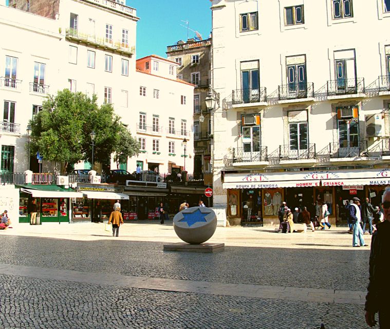 Lisbon: Jewish History Tour of Lisbon - Mouraria and Praça da Figueira: making today’s streets part of the lesson