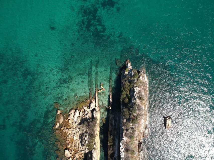 Lisbon: Kayaking and Snorkeling Adventure - Portinho da Arrábida: kayaking that actually uses the scenery