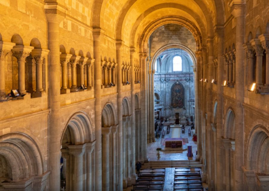 Lisbon: Lisbon Cathedral Entry Ticket - Language and audio: how to make it work even if you do not read Portuguese
